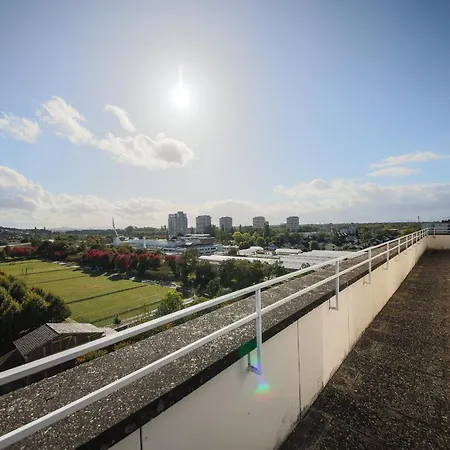 120 M Penthouse, Europa Park -rulantica- Strassburg - Colmar - Schwarzwald, Bis 11 Personnen 아파트 라어