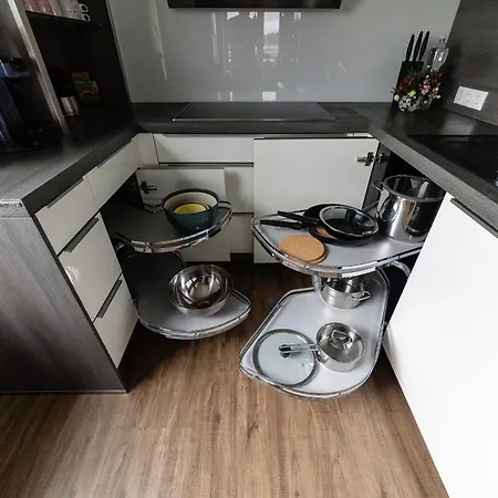 120 M Penthouse, Europa Park -rulantica- Strassburg - Colmar - Schwarzwald, Bis 11 Personnen 아파트 라어