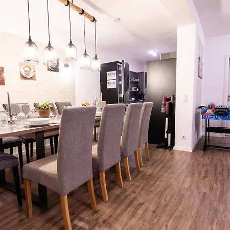 Appartamento 120 M Penthouse, Europa Park -rulantica- Strassburg - Colmar - Schwarzwald, Bis 11 Personnen Lahr (Baden-Wurttemberg)